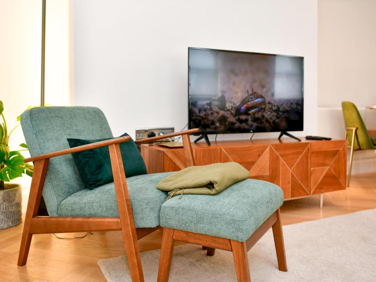Pass The Keys Beautiful 2 Bed Apartment With Parking In The Bay Кардіфф Екстер'єр фото