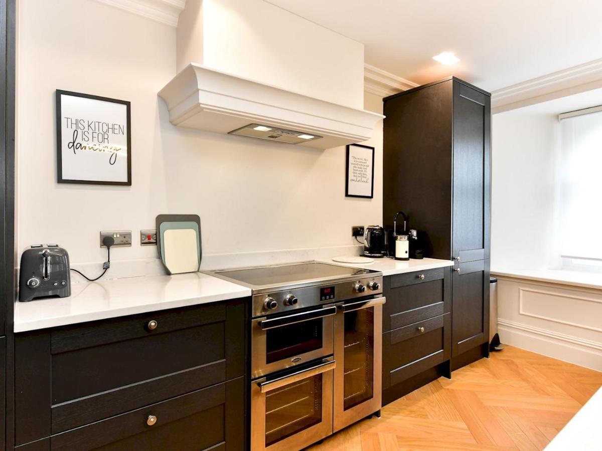 Pass The Keys Beautiful 2 Bed Apartment With Parking In The Bay Кардіфф Екстер'єр фото