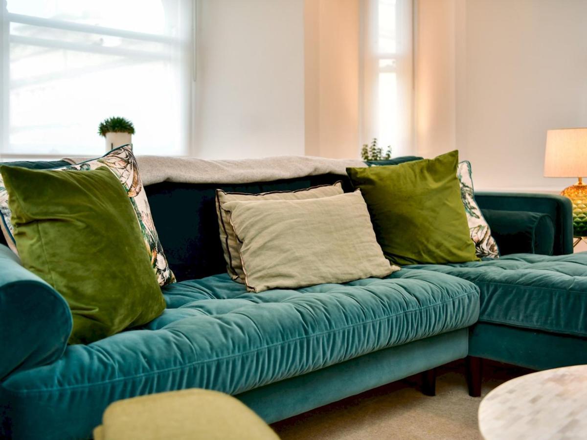 Pass The Keys Beautiful 2 Bed Apartment With Parking In The Bay Кардіфф Екстер'єр фото